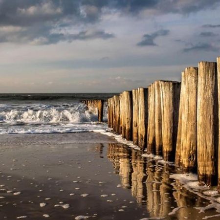 Gezellig Chalet In Het Mooie Zeeland - Oostkapelle Dış mekan fotoğraf